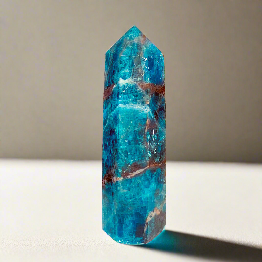 Apatite mini decor up close